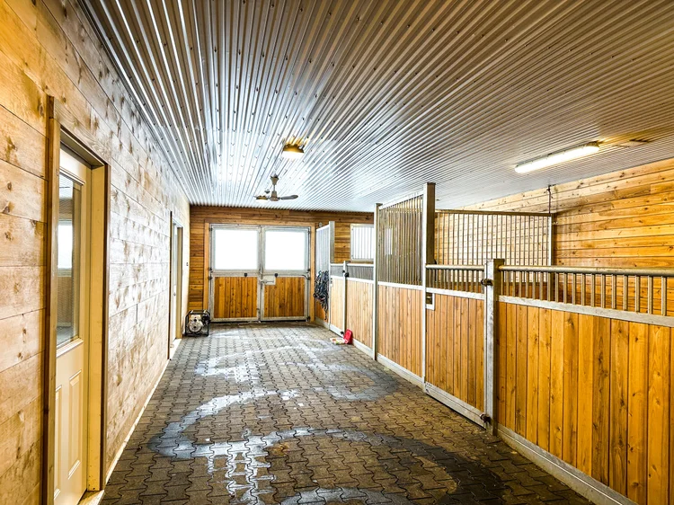 Lindsay Beer Eventing Stables